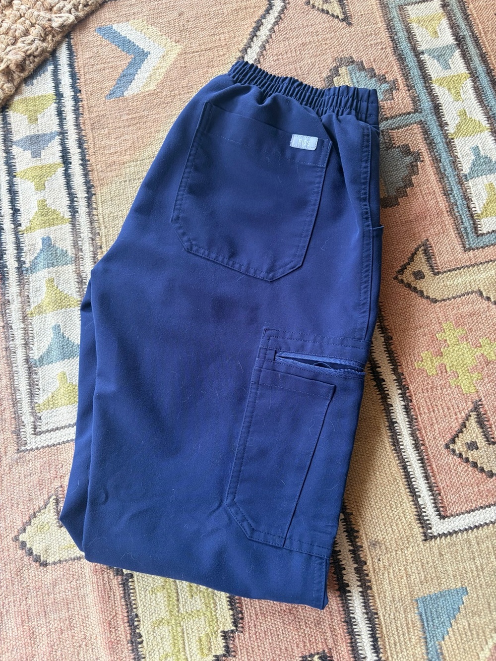 FIGS: Women’s size XS